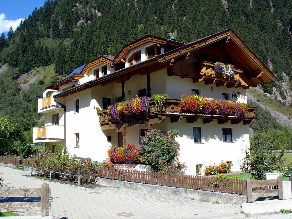 Appartement Haus Alpengruss à Neustift im Stubaital Extérieur photo
