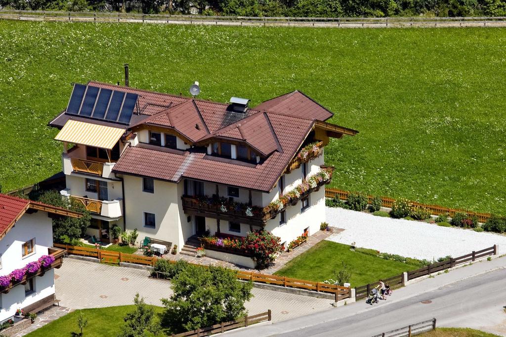 Appartement Haus Alpengruss à Neustift im Stubaital Extérieur photo