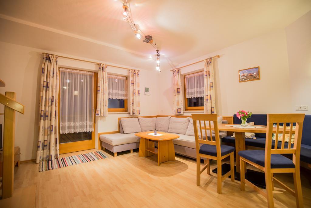 Appartement Haus Alpengruss à Neustift im Stubaital Extérieur photo